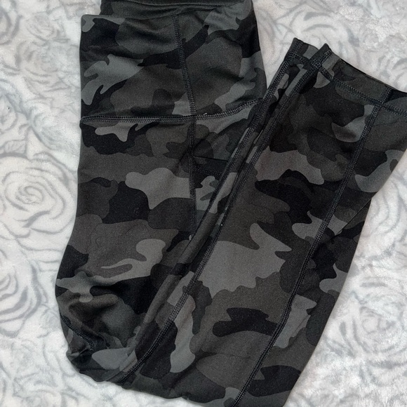 Haut Court Yogalicious Lux Manches Longues - Gris Camouflage - Taille L - Fermeture 1/4 Zip - Sport